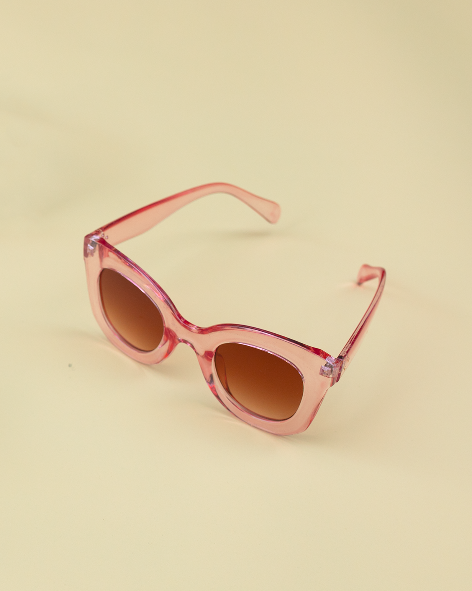 Fifi Fun Sunglasses in Rose Pink